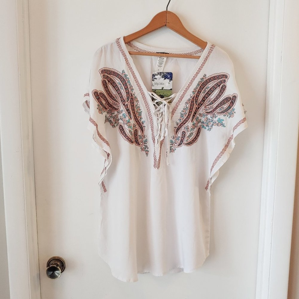 Lily White Embroidered Retro Top
